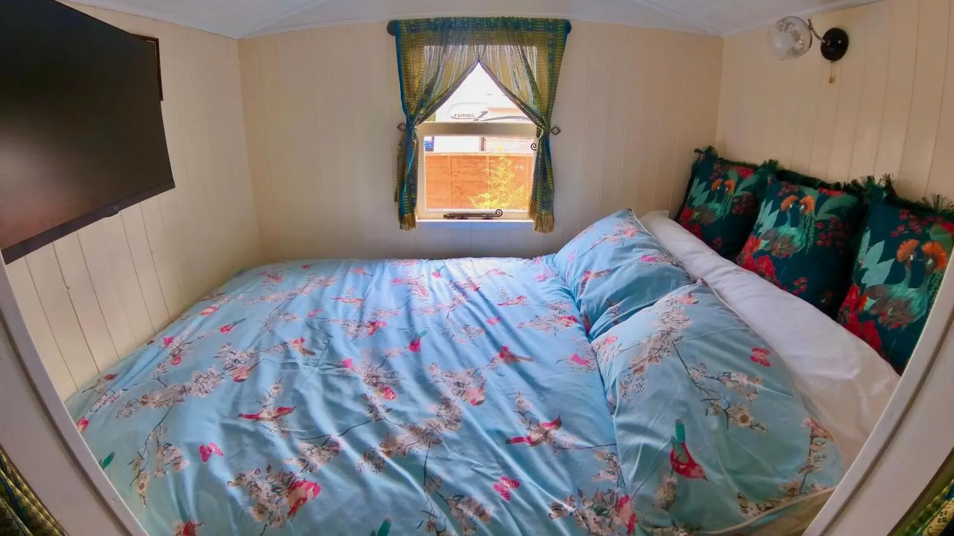 Camping Alices Garden Two Hotel York